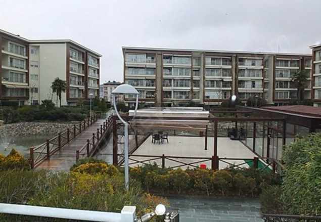 istanbulda Satılık ikinci El Daireler Lüks 2+1 Daire – Havuzlu Ve Güvenlikli Rezidans Bahçelievler Yenibosna Merkez Mah