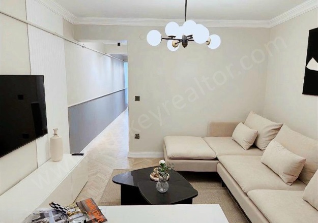 Feriköy Mah. Şişli Satılık İkinci El Daireler |  2+1 Oda | 105M2 155.000$  Krediye Uygun  Eşyalı  | Bahçe Katı | Doğalgaz(Kombi) | 2 Banyo | 2 Yatak Odası Resim-4