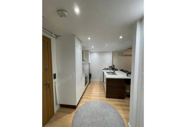 Paşa Mah. Şişli Satılık İkinci El Daireler |  1+1 Oda | 62M2 170.000$  Krediye Uygun  Eşyalı  | 8. Kat | Doğalgaz(Kombi) | 1 Banyo | 1 Yatak Odası Resim-4