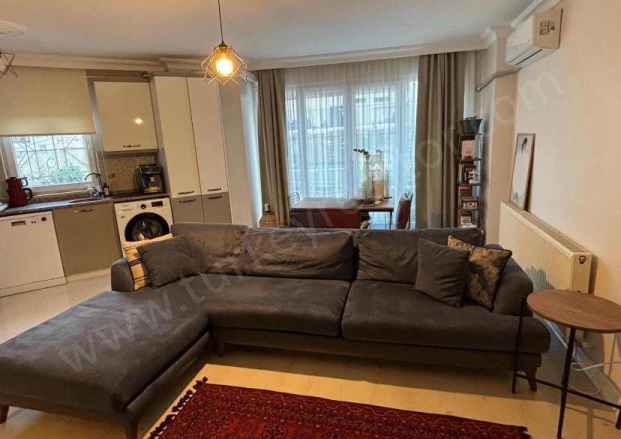 Sütlüce Mah. Beyoğlu Satılık İkinci El Daireler |  2+1 Oda | 80M2 145.000$  Krediye Uygun  | 2. Kat | Doğalgaz(Kombi) | 1 Banyo | 2 Yatak Odası Resim-3