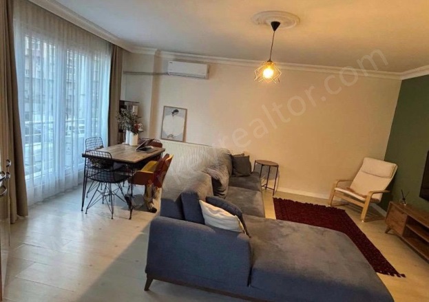 Sütlüce Mah. Beyoğlu Satılık İkinci El Daireler |  2+1 Oda | 80M2 145.000$  Krediye Uygun  | 2. Kat | Doğalgaz(Kombi) | 1 Banyo | 2 Yatak Odası Resim-4