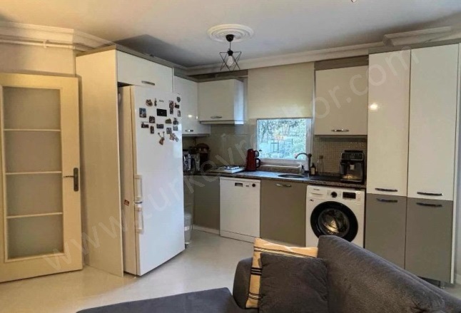 Sütlüce Mah. Beyoğlu Satılık İkinci El Daireler |  2+1 Oda | 80M2 145.000$  Krediye Uygun  | 2. Kat | Doğalgaz(Kombi) | 1 Banyo | 2 Yatak Odası Resim-5