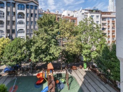 Şişli Meşrutiyet Mah. Satılık İkinci El Daireler 2+1 90 M2 | 1. Kat | Doğalgaz(Kombi) | 1 Banyo | 2 Yatak Odası