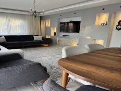 Beyoğlu Örnektepe Mah. Satılık İkinci El Daireler 2+2 155 M2 | 4. Kat | Doğalgaz Sobası | 2 Banyo | 2 Yatak Odası