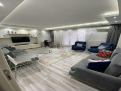 Şişli Paşa Mah. Satılık İkinci El Daireler 2+1 100 M2 | 3. Kat | Doğalgaz(Kombi) | 1 Banyo | 2 Yatak Odası