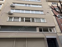 Şişli Merkez Mah. Satılık İkinci El Daireler 3.5+1 215 M2 | 2. Kat | Doğalgaz(Kombi) | 2 Banyo | 3 Yatak Odası