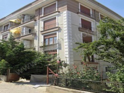 Büyükçekmece Murat Çesme Mah. Satılık İkinci El Daireler 2+1 90 M2 | 3. Kat | Doğalgaz(Kombi) | 1 Banyo | 2 Yatak Odası