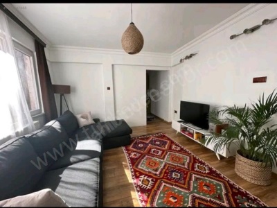 İstiklal Caddesine Yakın Mesafede Beyoğlunda Satılık İkinci El Daireler Daire 1+1 Katipmustafa Çelebi Mah