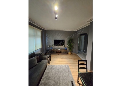 Cihangirde Harika Konumu İle Full Eşyalı Satılık İkinci El Daireler Daire 2+1 Beyoğlu Cihangir Mah