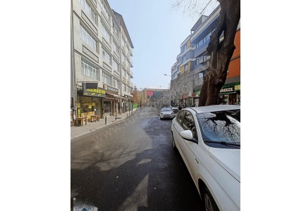 Alibeyköy Merkezde 1+1 Metro Ve Tramvaya 2 Dakika Satılık İkinci El Daireler Daire Eyüpsultan Mah