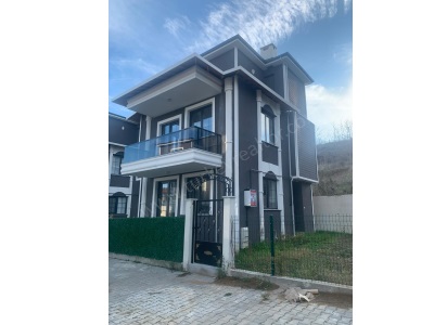Tekirdağ Marmaraereğlisinde Satılık Villa Site İçi 3+1