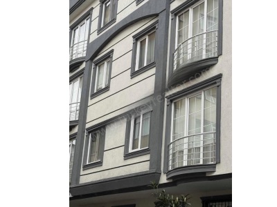 Maltepede Asansörlü Binada Satılık İkinci El Daireler 3+1 Daire Fındıklı Mah