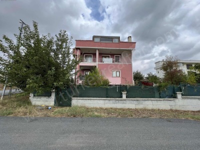 Büyükçekmecede Deniz Manzaralı 8+2 Satılık Villa Kamiloba Mah