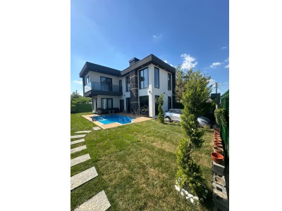 Kartepe Sarımeşede 2+1 Özel Havuzlu Satılık Villa Sarımeşe Mah