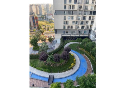 Esenyurtta Site İçi Full Eşyalı Satılık İkinci El Daireler Daire 2+1 Zafer Mah