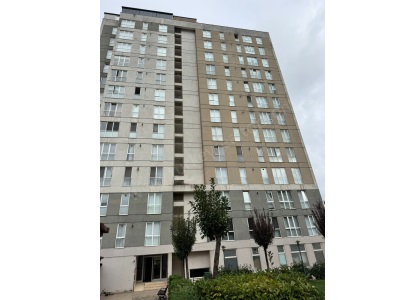 Sultanbeyli Site İçerisinde Satılık İkinci El Daireler 3+1 Daire Mimar Sinan Mah