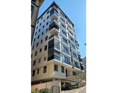 Beşiktaşta Açık Otoparklı Satılık İkinci El Daireler 2+1 Daire Dikilitaş Mah