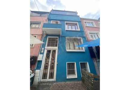 Building For Sale in  Turkey, Istanbul, Fatih, Ali Kuscu neighborhood , 6+2 Room, 300 m2