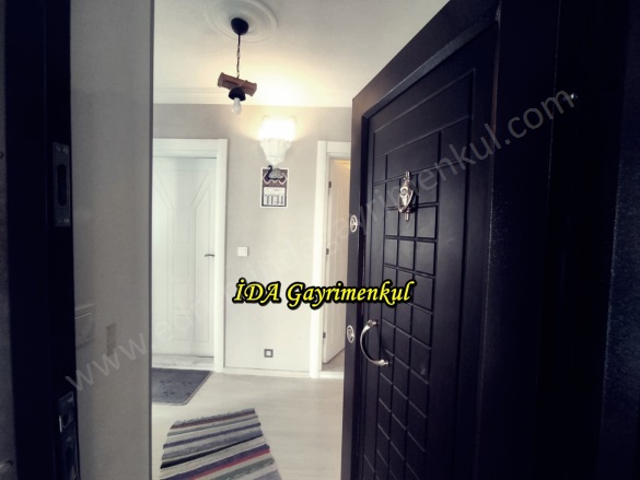 Kadıköy Mah. Edremit Satılık Daire |  2+1 Oda | 180M2 3.250.000Tl  Krediye Uygun  | 2. Kat | Doğalgaz(Kombi) | 1 Banyo | 2 Yatak Odası Resim-4