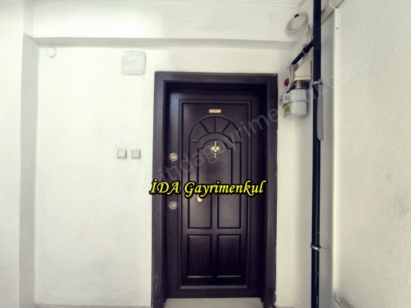 Camivasat Mah. Edremit Kiralık Daire |  2+1 Oda | 100M2 Aylık 15.000Tl | 2. Kat | Doğalgaz(Kombi) | 1 Banyo | 2 Yatak Odası Resim-1