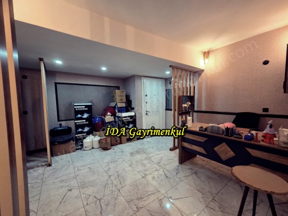 Gazicelal Mah. Edremit Satılık Ofis / Büro |  2+1 Oda | 85M2 2.950.000Tl  Krediye Uygun  | 2. Kat | Klima | 1 Banyo Resim-5