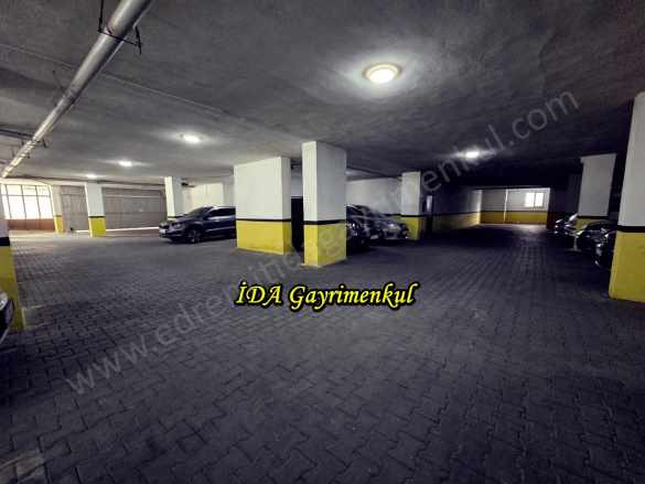 idadan Edremit Hamidiyede Muhteşem Konumda Kapalı Otoparklı Arakat Kiralık Daire 3+1 Hamidiye Mah