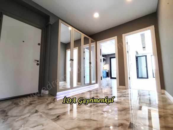 idadan Edremit Cennetayağında Kiralık Daire 4+1 Ultra Lüks Cennetayağı Mah