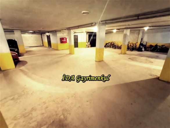 idadan Edremit Atatürk Mah Kapalı Otoparklı Yerden Isıtma Satılık Daire 3+1