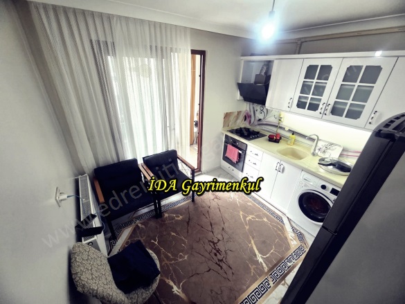 Kapıcıbaşı Mah. Edremit Satılık Daire |  2+1 Oda | 112M2 4.000.000Tl  Krediye Uygun  | 5. Kat | Doğalgaz(Kombi) | 2 Banyo | 2 Yatak Odası Resim-5