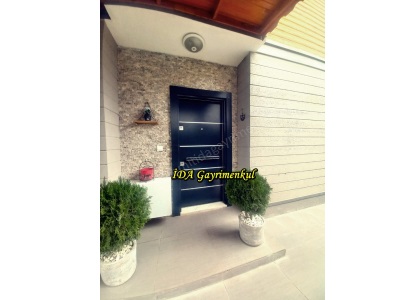 İdadan Edremit Gürede Denize Sadece 300M Mesafede Lüks Villa 3+1 Satılık Daire Güre Mah