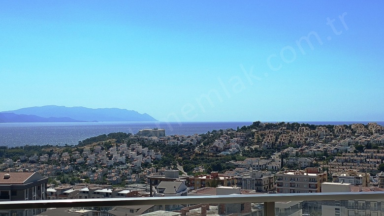 Değirmendere Mah. Kuşadası Satılık Daire |  3+1 Oda | 132M2 8.000.000Tl  Krediye Uygun  | 5. Kat | Doğalgaz(Kombi) | 2 Banyo | 3 Yatak Odası Resim-2