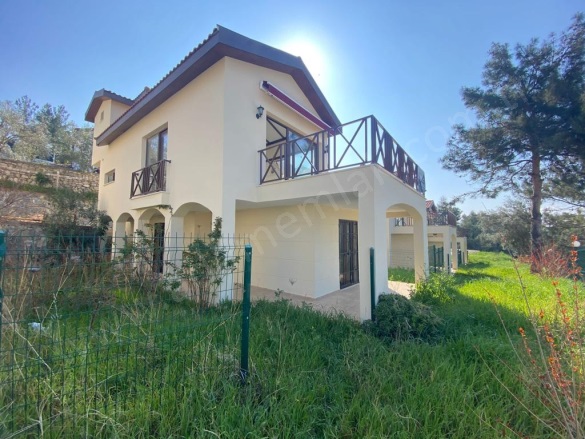 Kadınlar Denizi Mah. Kuşadası Satılık Villa |  3+1 Oda | 175M2 11.750.000Tl | Villa | Klima | 2 Banyo | 3 Yatak Odası Resim-1