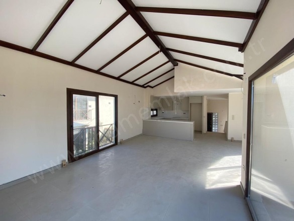 Kadınlar Denizi Mah. Kuşadası Satılık Villa |  3+1 Oda | 175M2 11.750.000Tl | Villa | Klima | 2 Banyo | 3 Yatak Odası Resim-5