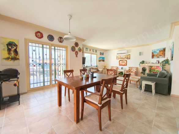 Kuşadasında Satılık Villa Deniz Manzaralı Bakımlı 5+2 Geniş … Bayraklıdede Mah