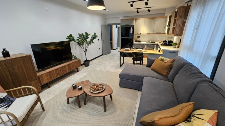 İkiçeşmelik Mah. Kuşadası Satılık Daire |  2+1 Oda | 95M2 7.125.000Tl | 2. Kat | Yerden Isıtma | 2 Banyo | 2 Yatak Odası Resim-3