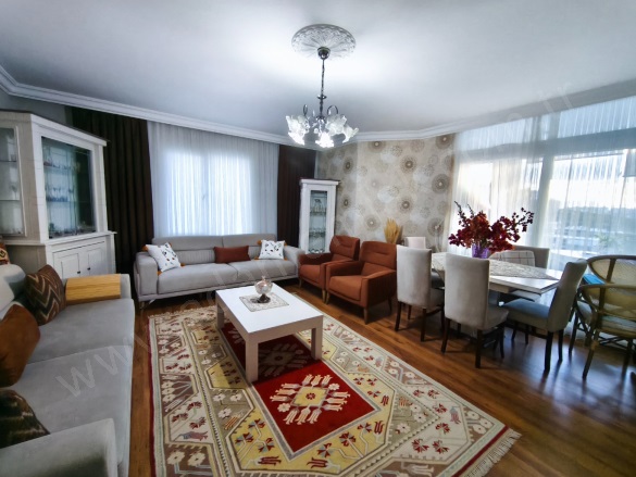 İkiçeşmelik Mah. Kuşadası Satılık Dubleks Daire |  4+1 Oda | 280M2 9.450.000Tl  Krediye Uygun  | Çatı Dubleksi | Doğalgaz(Kombi) | 2 Banyo | 4 Yatak Odası Resim-3