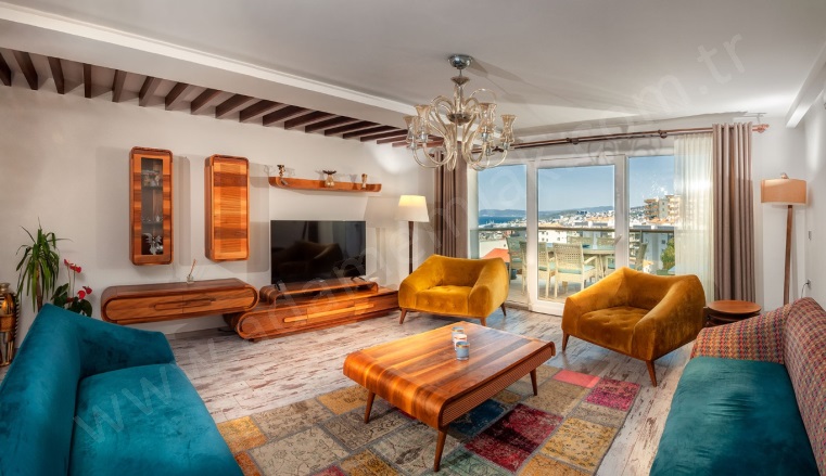 İkiçeşmelik Mah. Kuşadası Satılık Daire |  3+1 Oda | 145M2 8.100.000Tl | 2. Kat | Doğalgaz(Kombi) | 2 Banyo | 3 Yatak Odası Resim-2