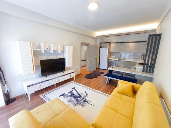 Değirmendere Mah. Kuşadası Satılık Daire |  2+1 Oda | 84M2 6.900.000Tl Eşyalı  | 2. Kat | Doğalgaz(Kombi) | 2 Banyo | 2 Yatak Odası Resim-3