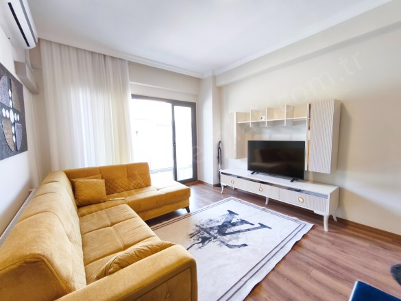 Değirmendere Mah. Kuşadası Satılık Daire |  2+1 Oda | 84M2 6.900.000Tl Eşyalı  | 2. Kat | Doğalgaz(Kombi) | 2 Banyo | 2 Yatak Odası Resim-4