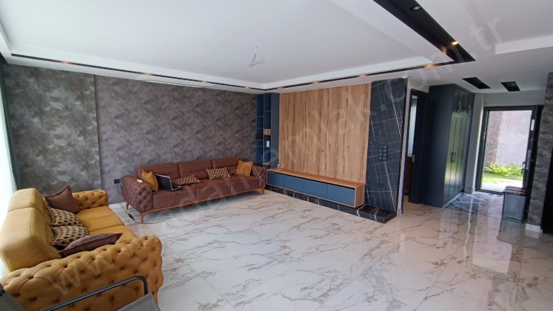 Karaova Mah. Kuşadası Satılık Villa |  5+1 Oda | 270M2 24.750.000Tl Eşyalı  | Villa Ve Müstakil | Yerden Isıtma | 5 Banyo | 5 Yatak Odası Resim-4