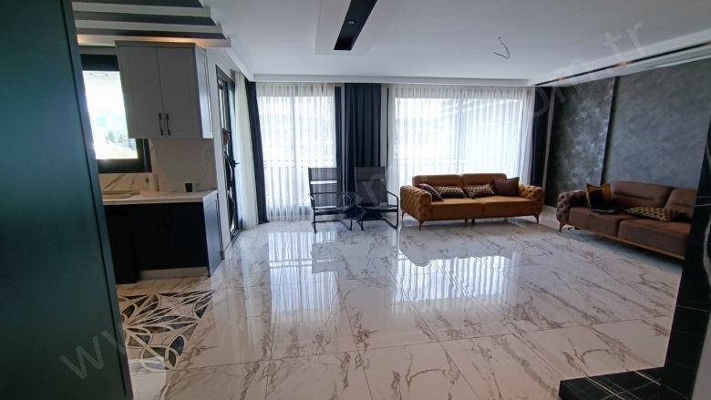 Karaova Mah. Kuşadası Satılık Villa |  5+1 Oda | 270M2 24.750.000Tl Eşyalı  | Villa Ve Müstakil | Yerden Isıtma | 5 Banyo | 5 Yatak Odası Resim-5