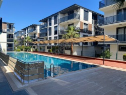 Kuşadası Davutlar Mah. Satılık Daire 3+1 120 M2 | 1. Kat | Kat Kaloriferi | 2 Banyo | 3 Yatak Odası