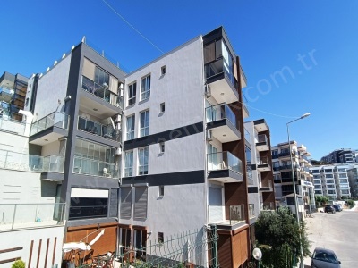 Kuşadası Satılık Daire Manzaralı Doğalgazlı 3+1 Değirmendere Mah