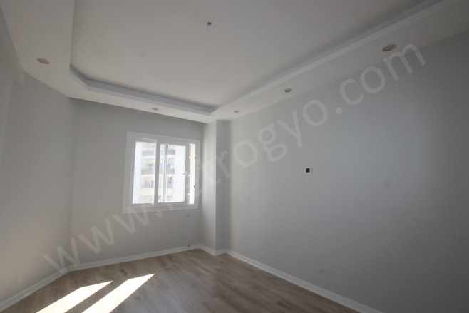 Retrodan Menderesde Manzaralı Masrafsız Bağımsız 3+1 Satılık Daire Mezitli Menderes Mah