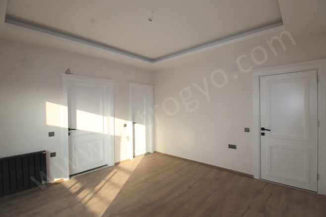 Retrodan 50 Yıl Mahde Tek Blok Site içi Tarz Tasarım 3+1 Satılık Daire Yenişehir Mah