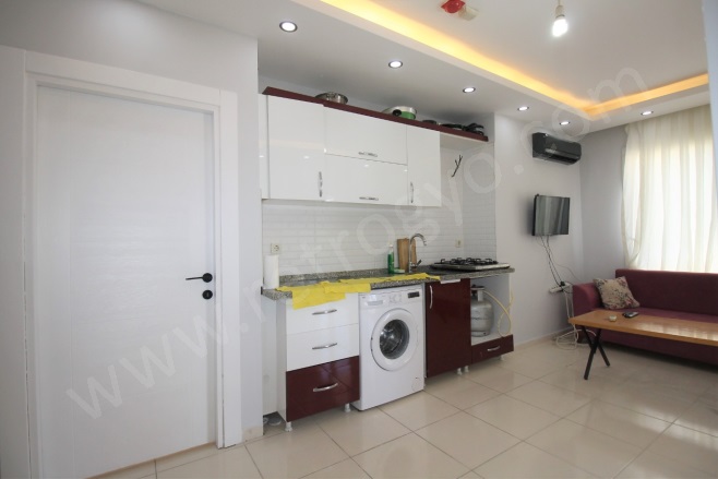 Çiftlikköy Mah. Yenişehir Satılık Daire |  2+1 Oda | 140M2 3.850.000Tl  Krediye Uygun  | 2. Kat | Klima | 1 Banyo | 2 Yatak Odası Resim-3