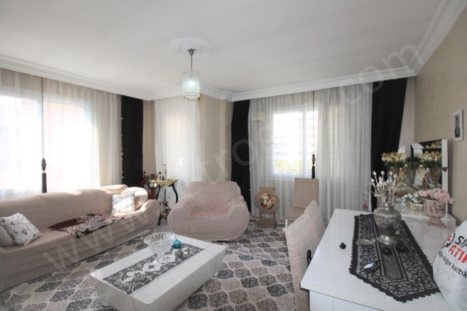 Aydınlıkevler Mah. Yenişehir Satılık Daire |  3+1 Oda | 180M2 3.900.000Tl  Krediye Uygun  | 3. Kat | Klima | 1 Banyo | 3 Yatak Odası Resim-1