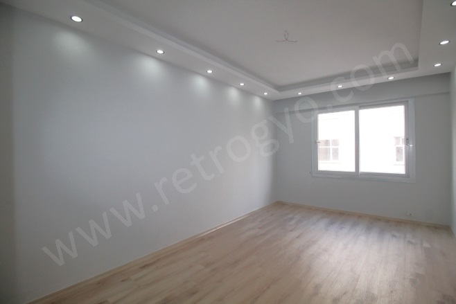 Palmiye Mah. Yenişehir Satılık Daire |  3+1 Oda | 180M2 3.100.000Tl  Krediye Uygun  | 2. Kat | Klima | 1 Banyo | 3 Yatak Odası Resim-4