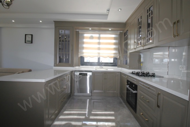 Portakal Mah. Toroslar Satılık Daire |  4+1 Oda | 200M2 9.700.000Tl  Krediye Uygun  | 10. Kat | Doğalgaz(Kombi) | 2 Banyo | 4 Yatak Odası Resim-3