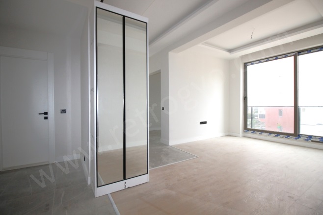 Çiftlikköy Mah. Yenişehir Satılık Daire |  2+1 Oda | 90M2 3.750.000Tl  Krediye Uygun  Eşyalı  | 3. Kat | Doğalgaz(Kombi) | 1 Banyo | 2 Yatak Odası Resim-4